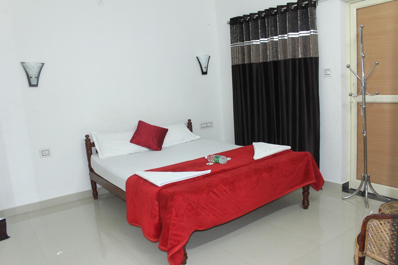 Marayoor Holidays Maraiyūr Extérieur photo