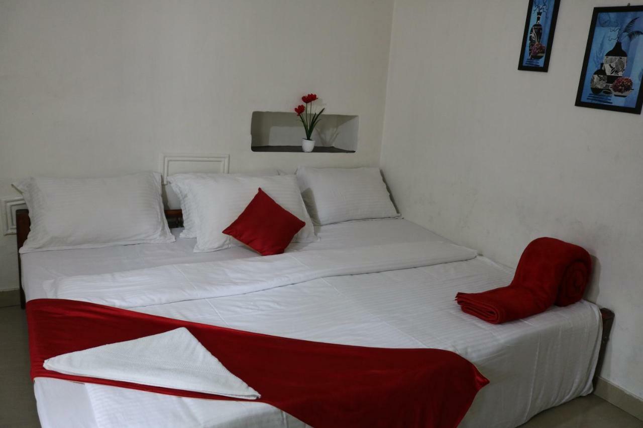 Marayoor Holidays Maraiyūr Extérieur photo